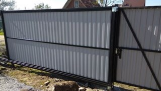 Купить сваи для ворот в Вятские Поляны. Заказать ворота на сваях под ключ от 21326 руб